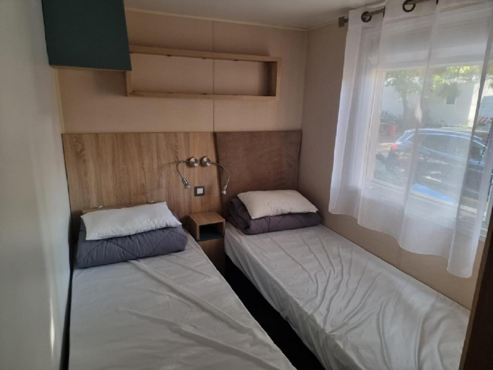 Mobile Home For You Canet-en-Roussillon Buitenkant foto